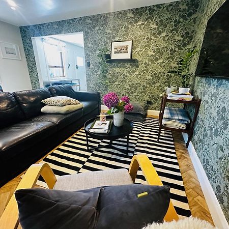 Вілла 2 Bed Beckenham Beauty - Pet Friendly Крайстчерч Екстер'єр фото