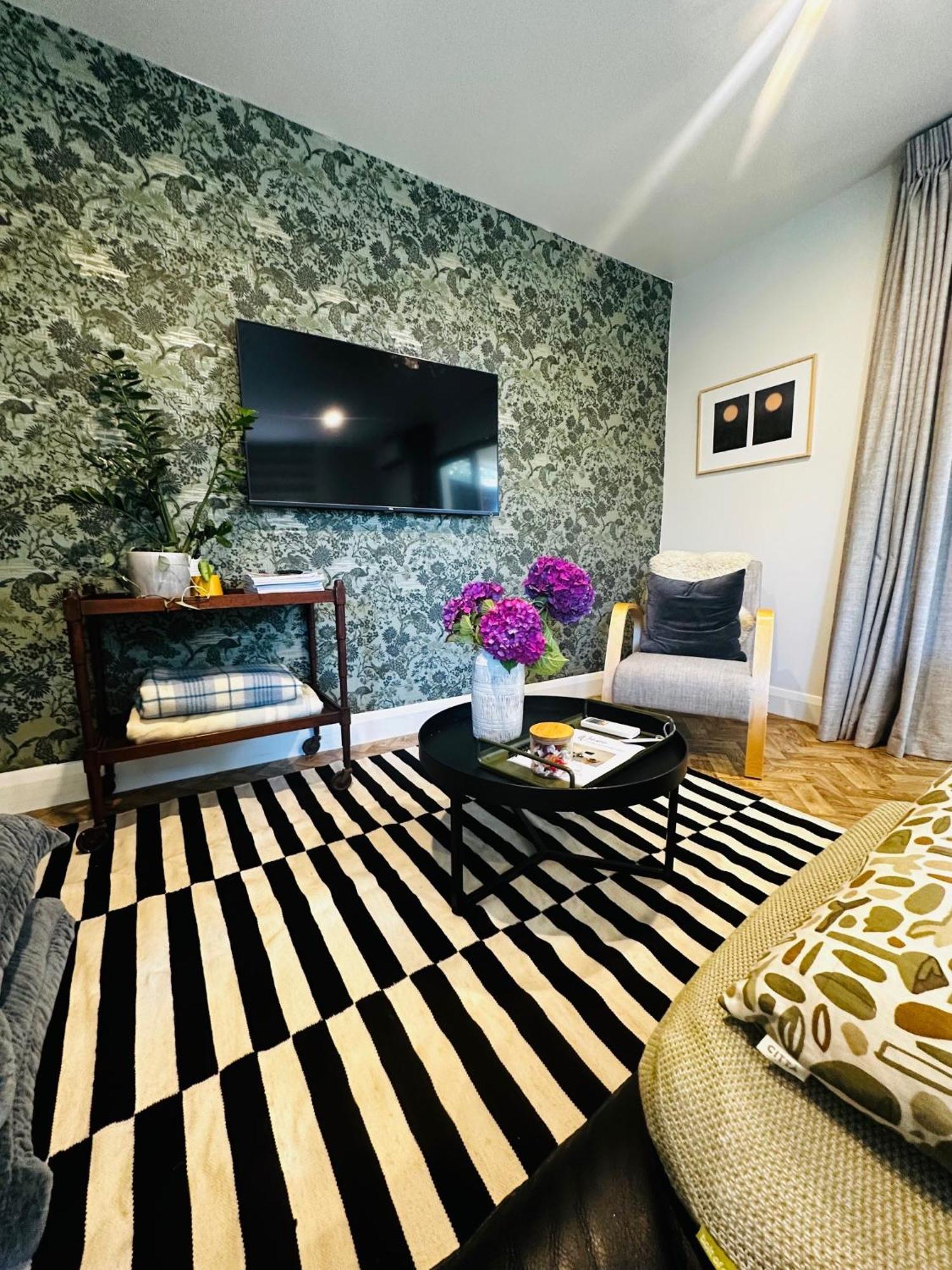 Вілла 2 Bed Beckenham Beauty - Pet Friendly Крайстчерч Екстер'єр фото